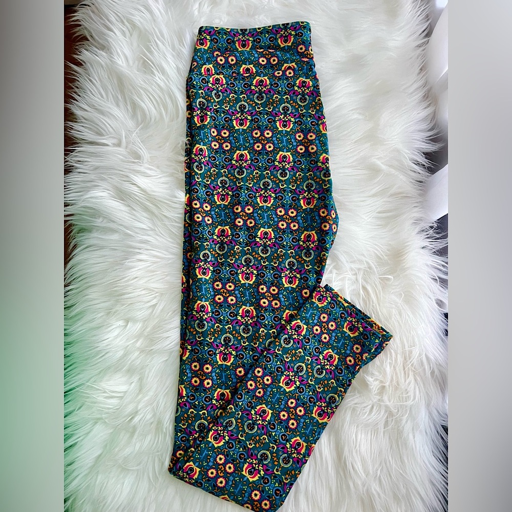LuLaRoe Multicolor Floral Leggings